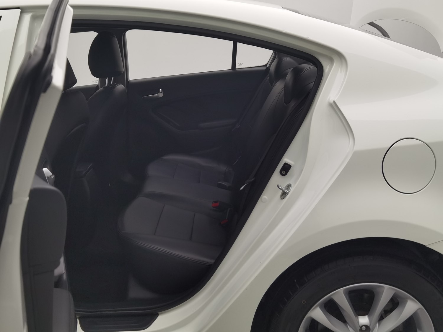 Used Kia K3 2016 1.6 AT