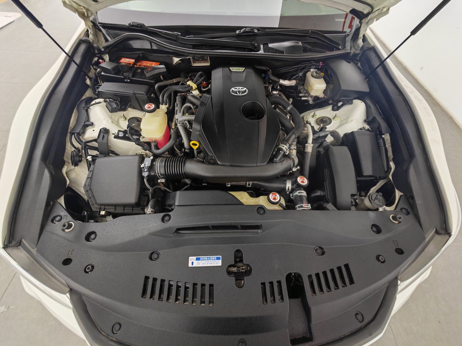 Used Toyota Crown 2017 2.0 AT