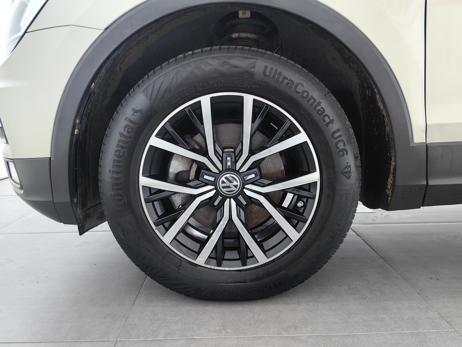 Used Volkswagen Tiguan L 2017 1.8 AT