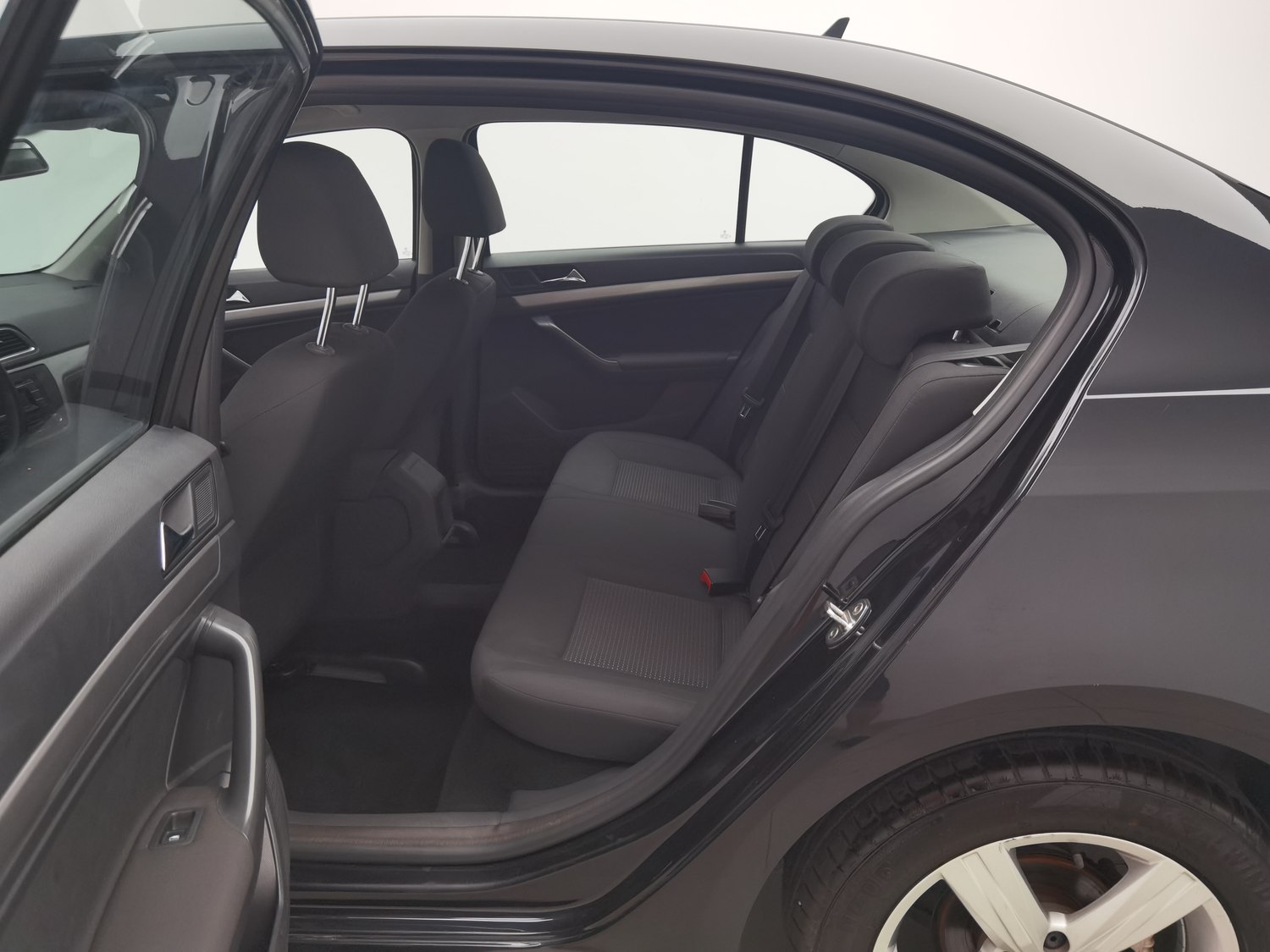 Used Volkswagen Lavida 2017 1.6 MT
