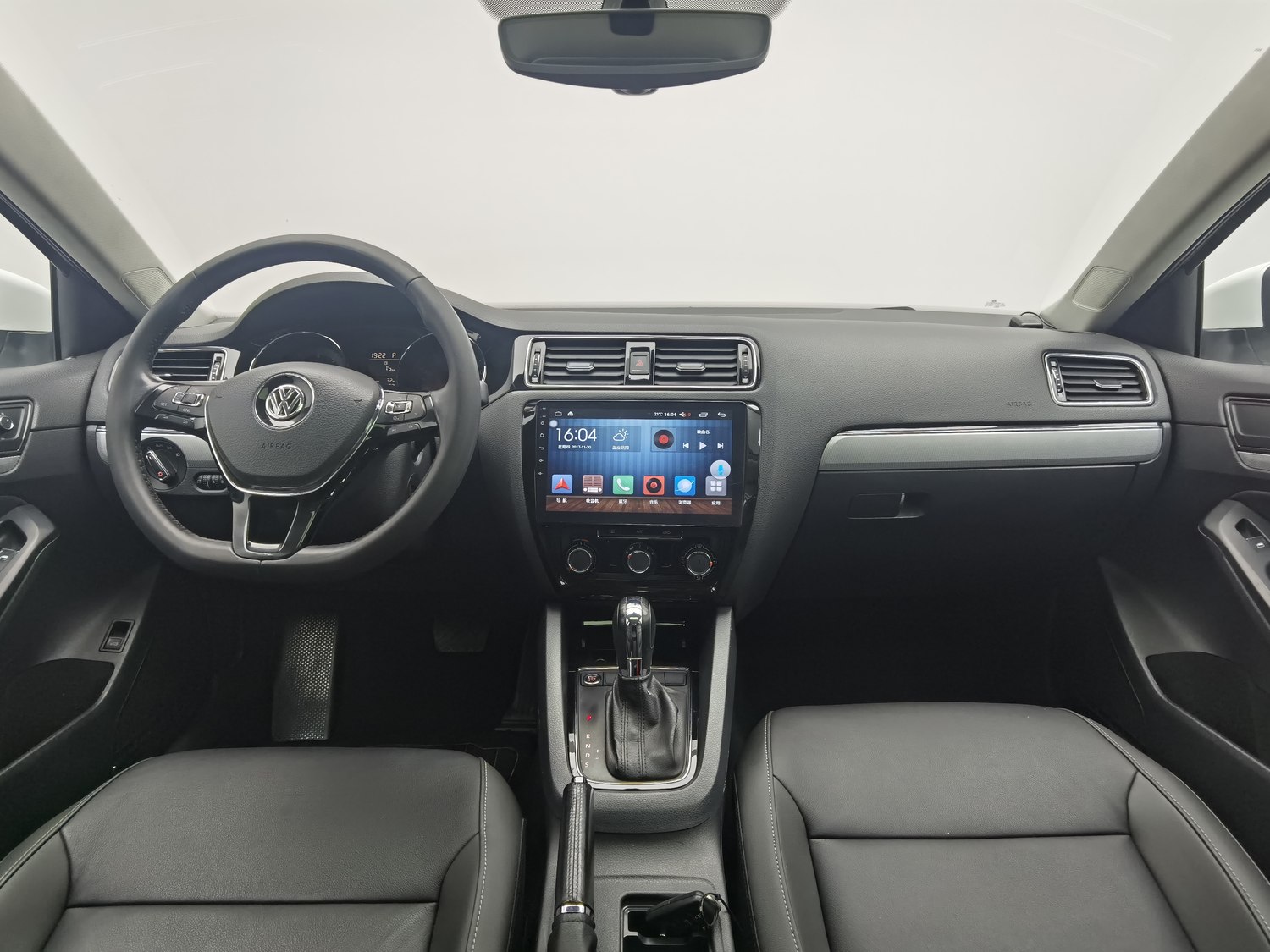 Used Volkswagen Sagitar 2018 1.6 AT