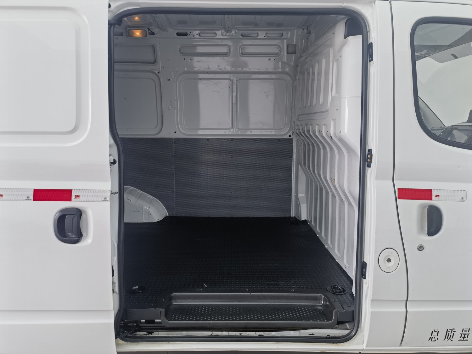 Used SAIC MAXUS V80 2020 2.5 MT
