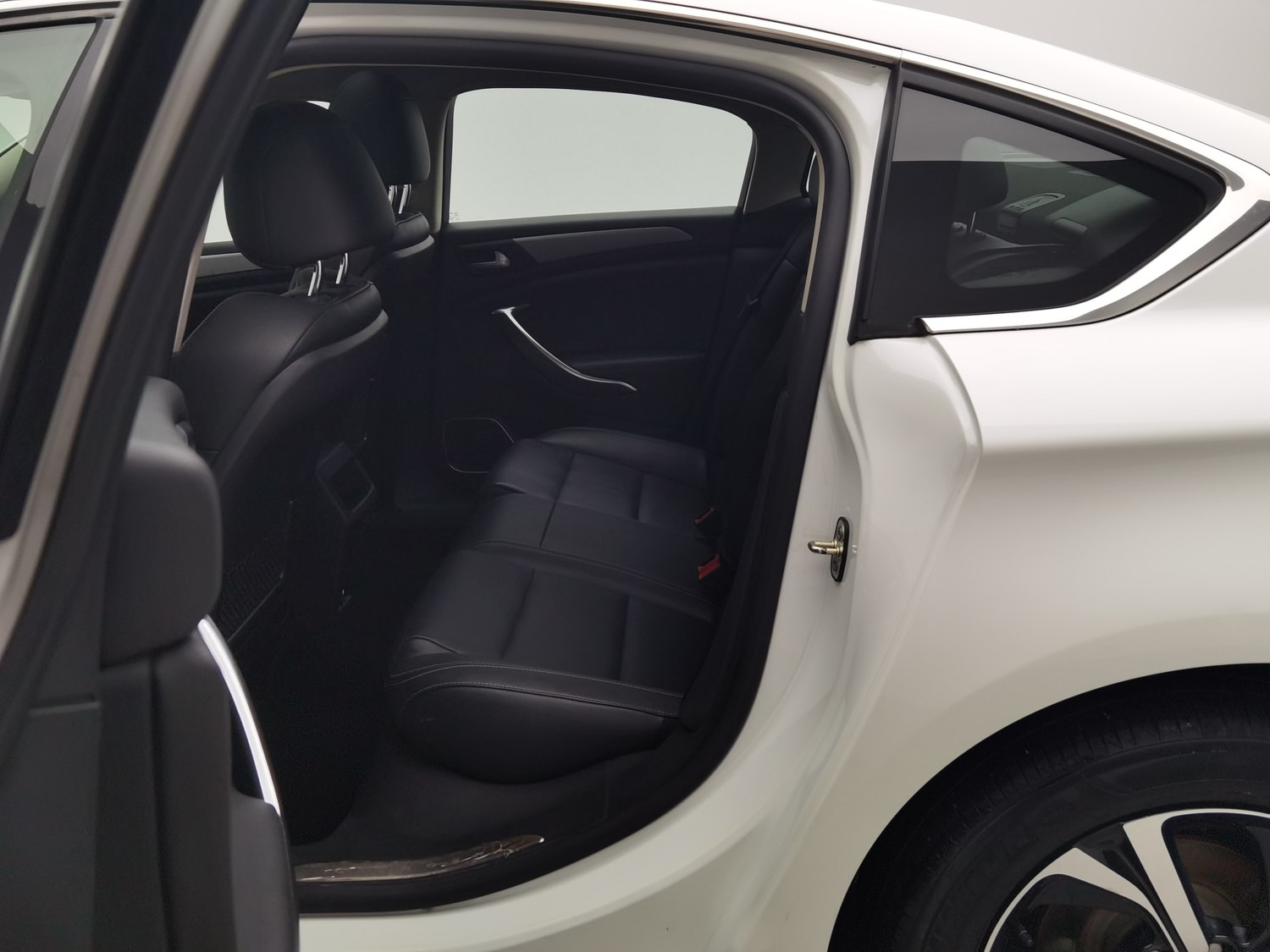 Used Citroen C5 2017 1.6 AT