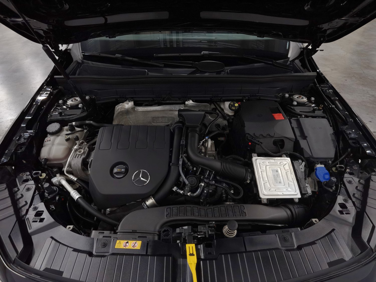 Used Mercedes-Benz GLB 2021 1.3 AT