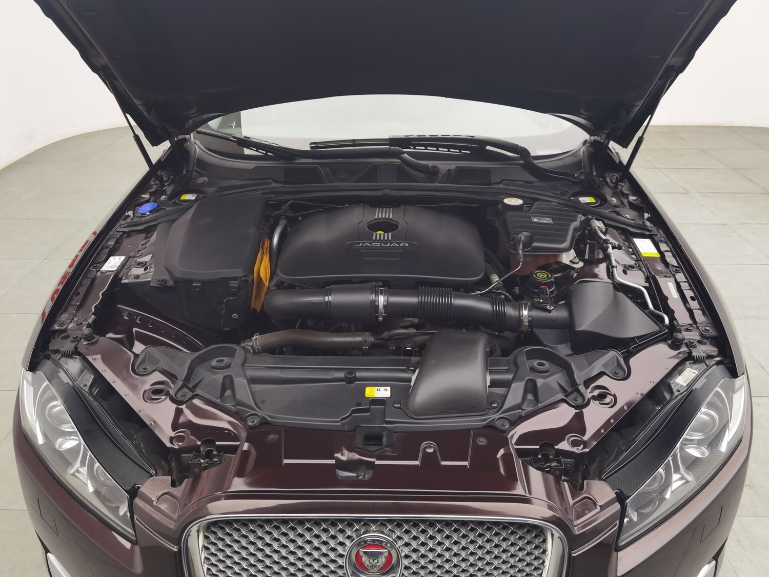 Used Jaguar XF 2014 2.0 AT