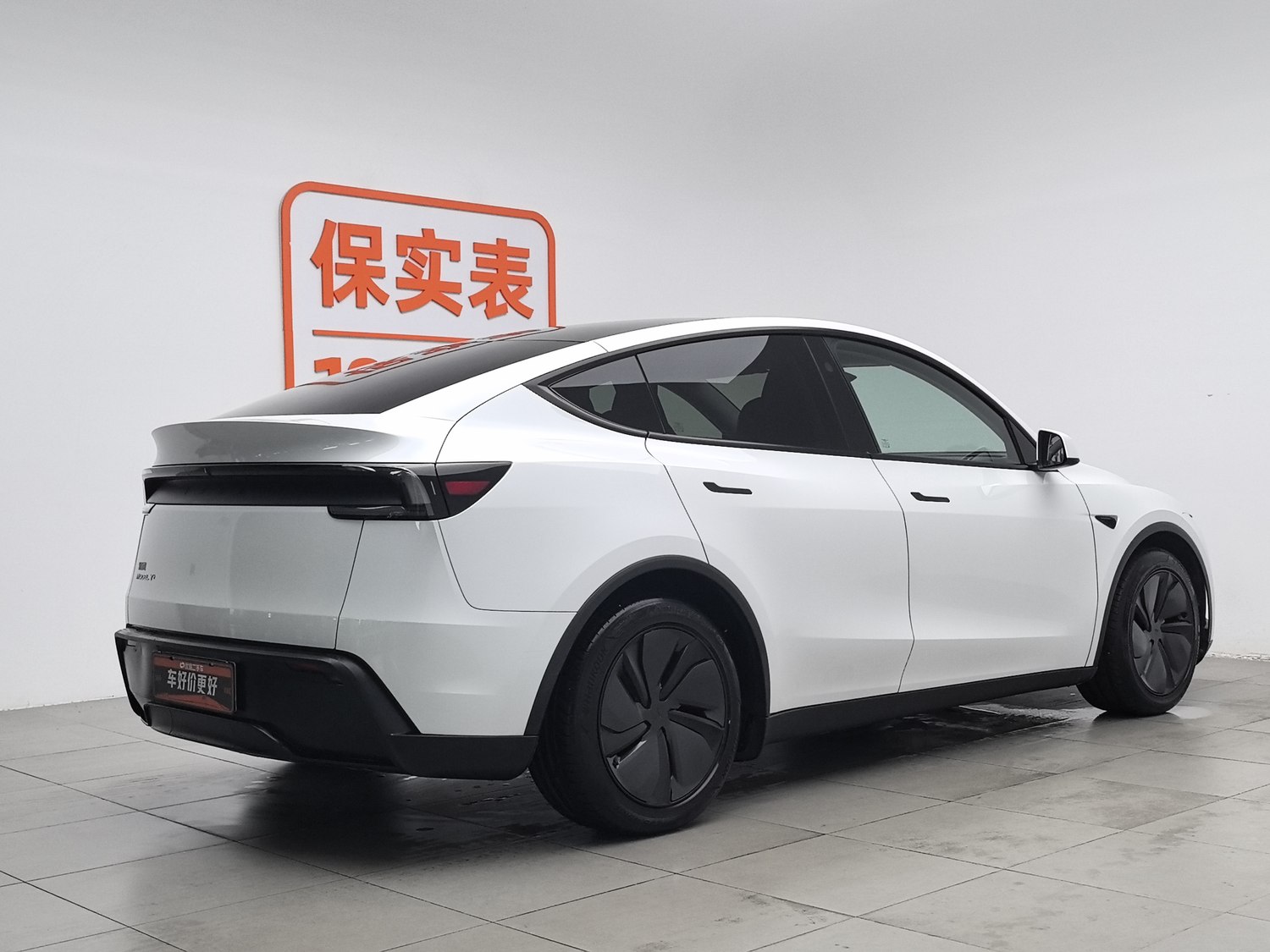 Used Tesla Model Y 2025