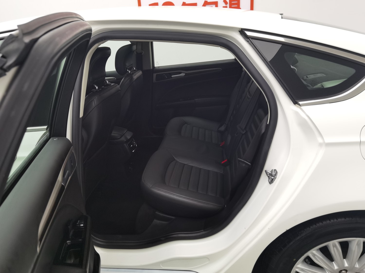 Used Ford Mondeo 2013 2.0 AT