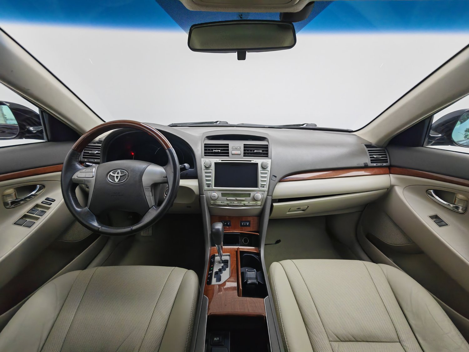 Used Toyota Camry 2013 2.0 AT