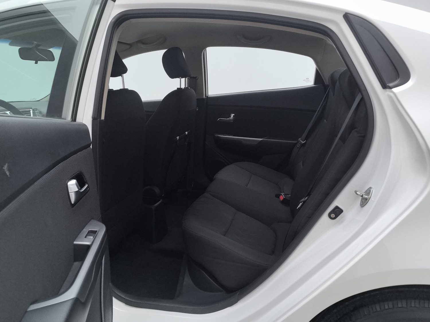 Used Kia K2 2015 1.4 MT