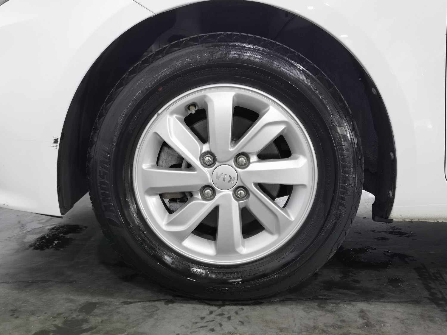 Used Kia K2 2015 1.4 MT