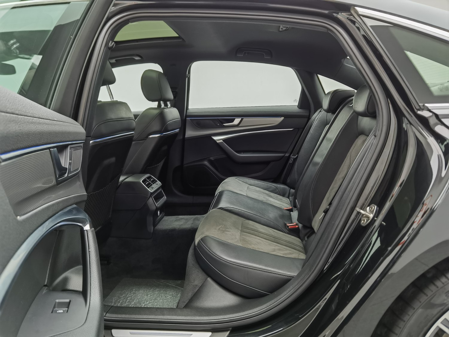 Used Audi A6L 2022 2.0 AT