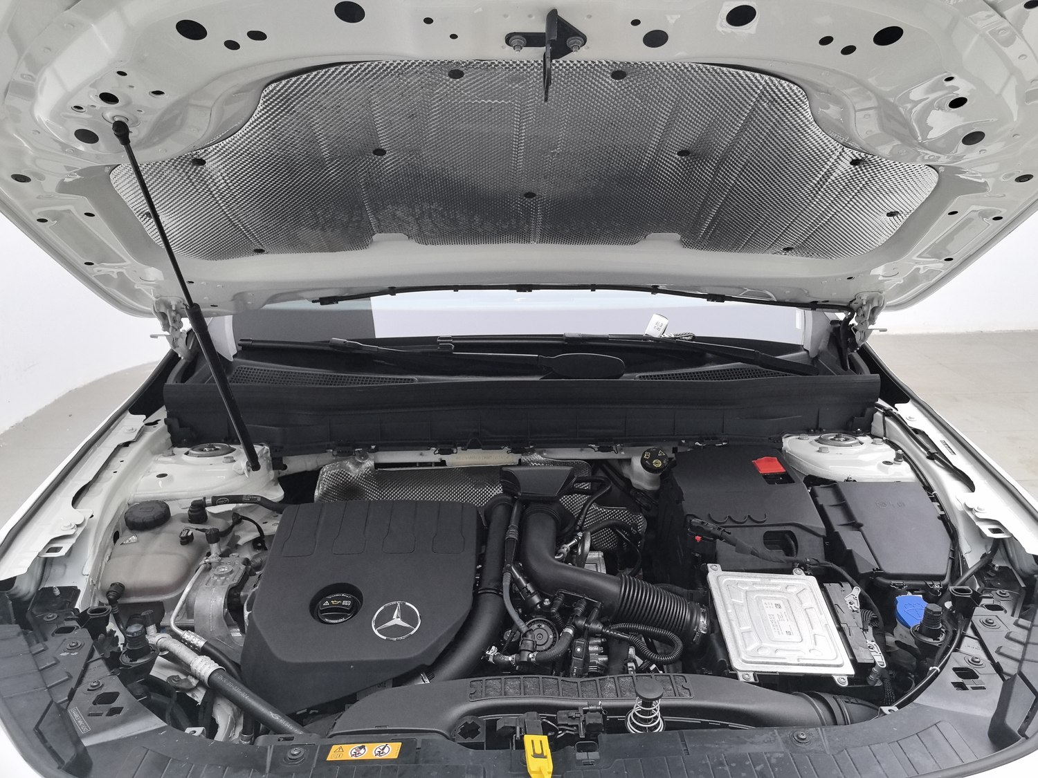 Used Mercedes-Benz GLB 2021 1.3 AT