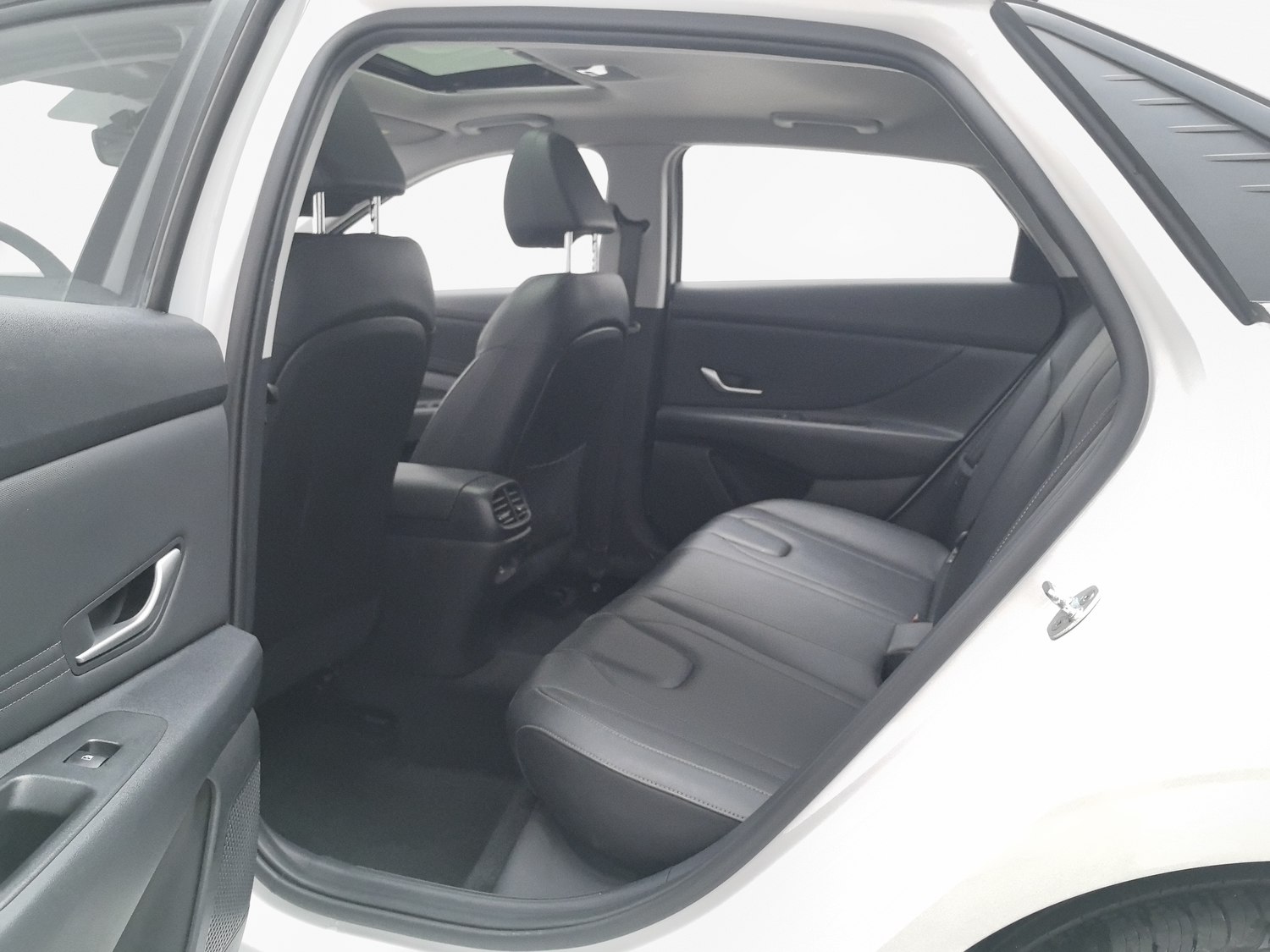 Used Hyundai Avante 2022 1.5 AT