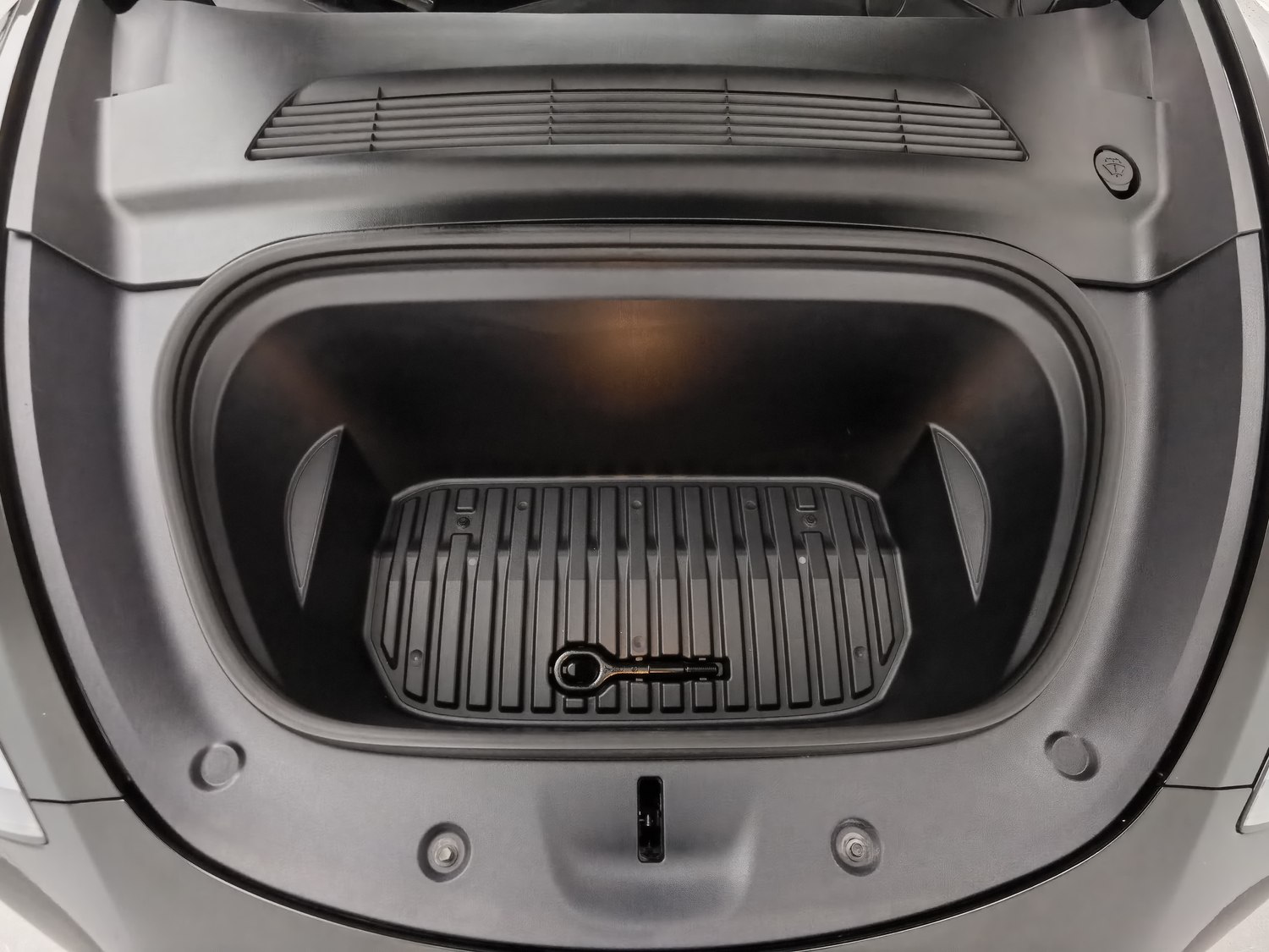Used Tesla Model Y 2023