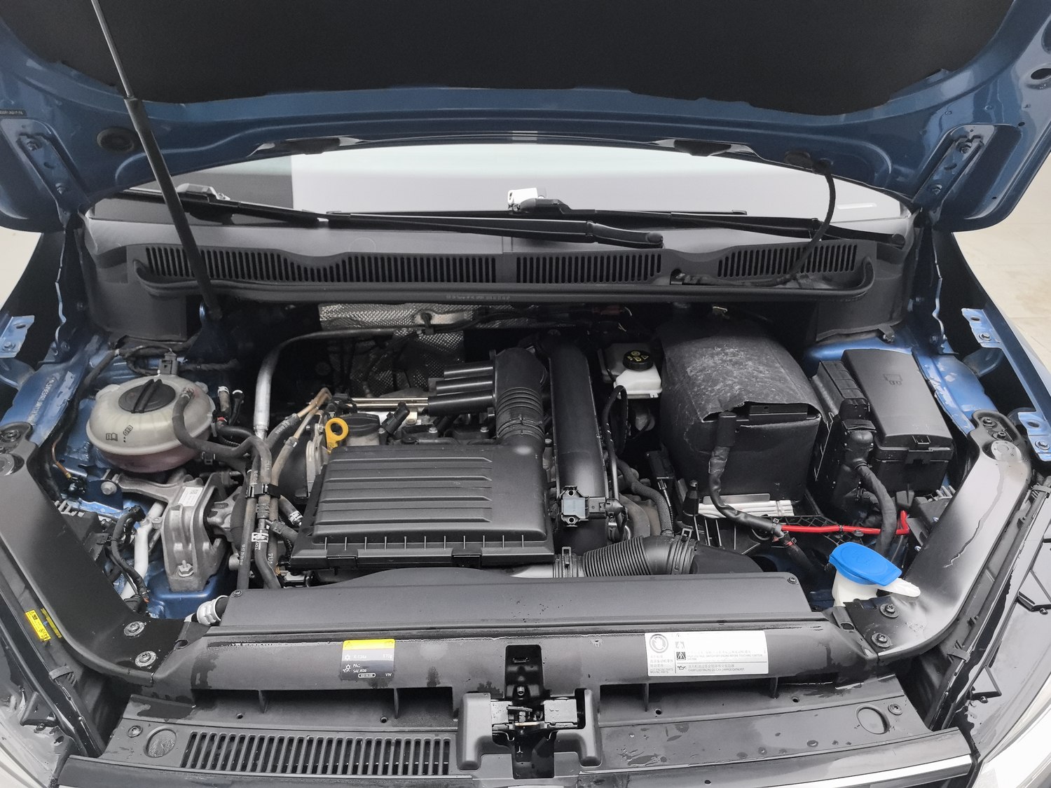 Used Volkswagen Touran 2018 1.4 AT