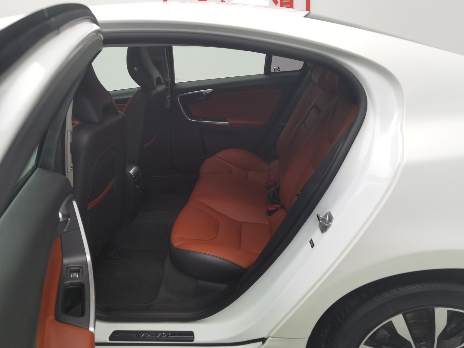 Used Volvo S60 2019 2.0 AT