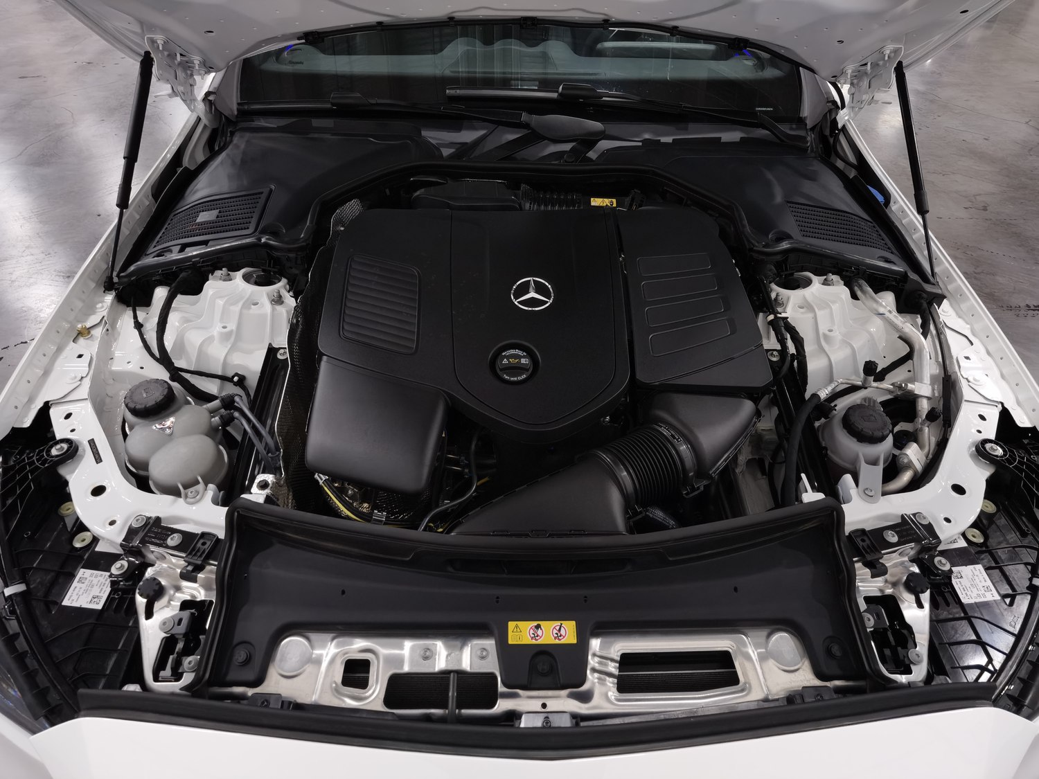 Used Mercedes-Benz C-Class 2026 2.0 AT