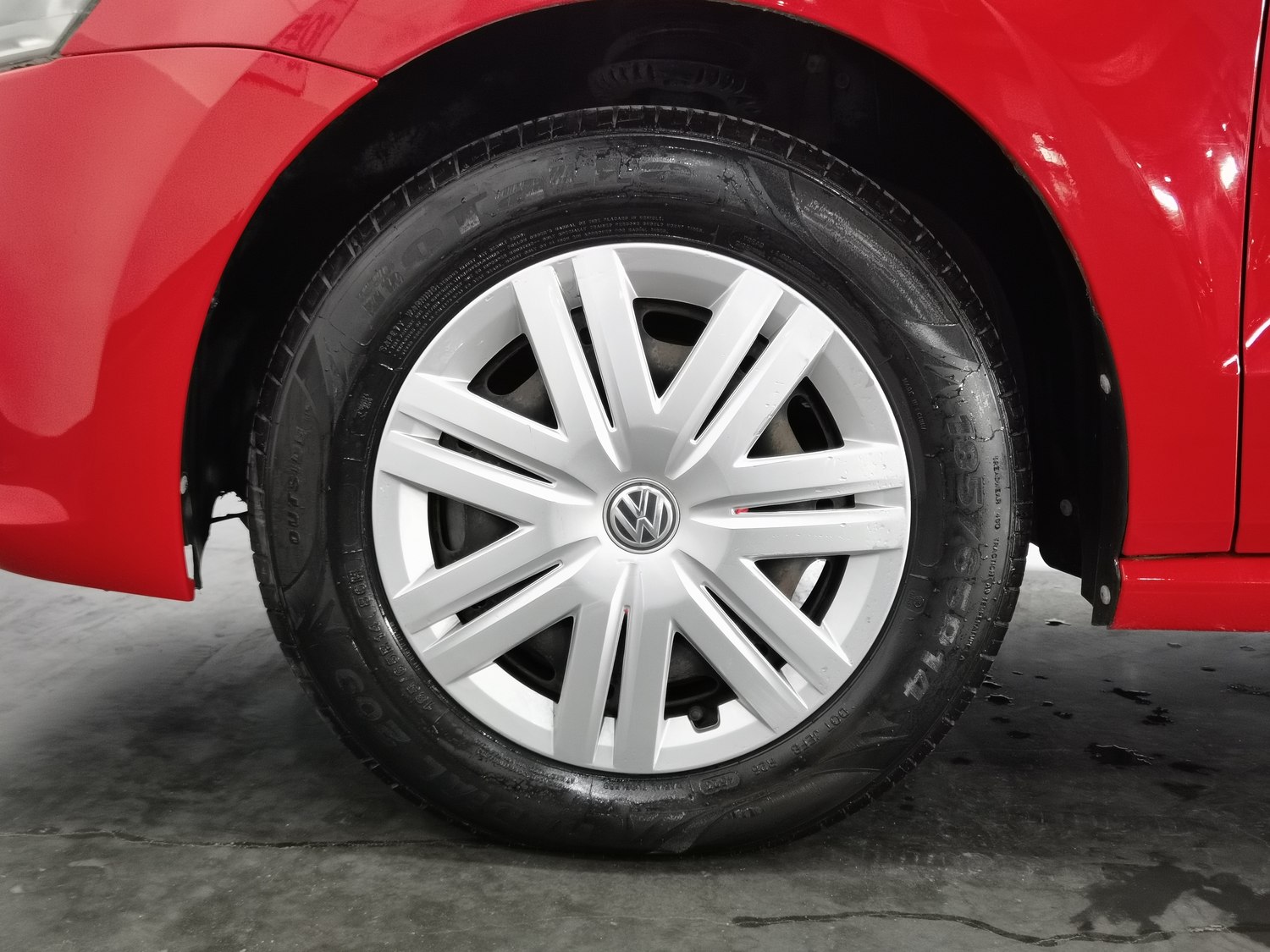 Used Volkswagen Polo 2016 1.4 MT