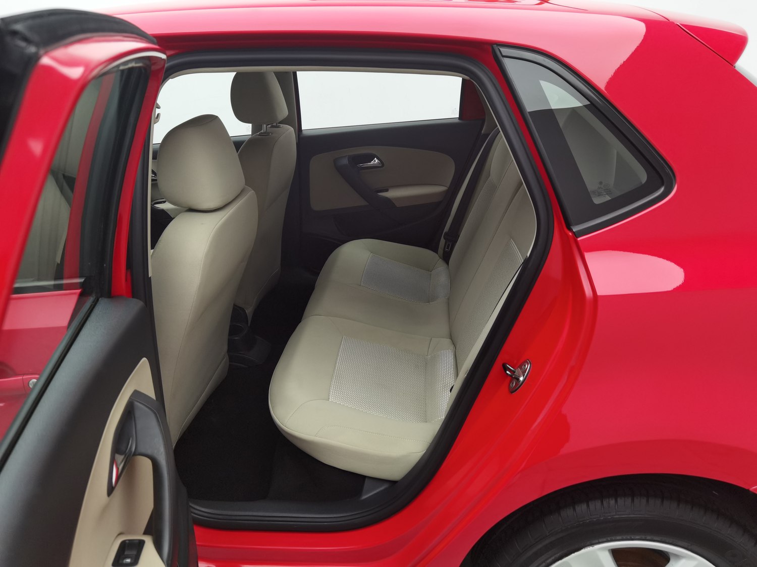 Used Volkswagen Polo 2011 1.6 AT