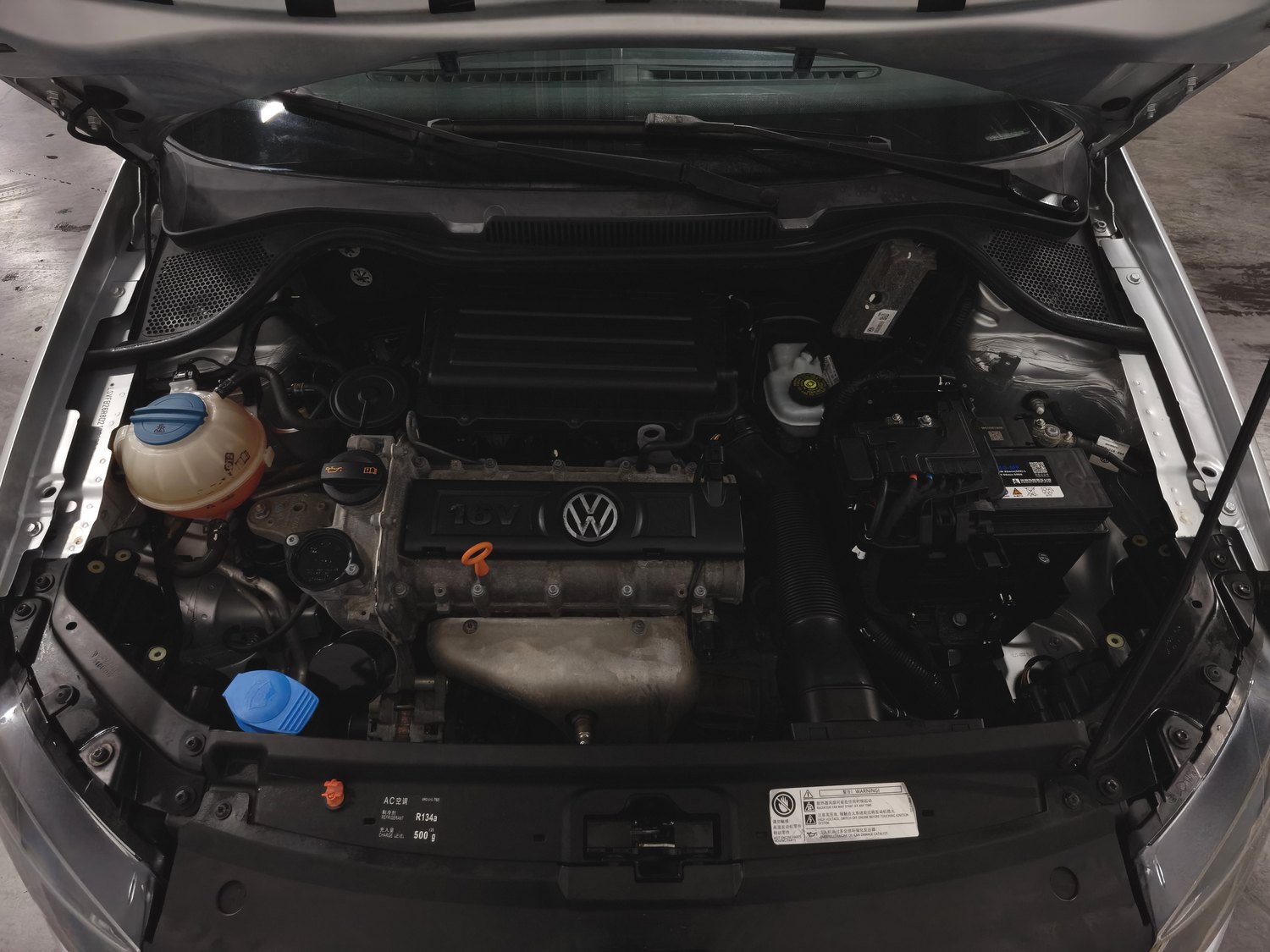 Used Volkswagen Polo 2013 1.4 AT