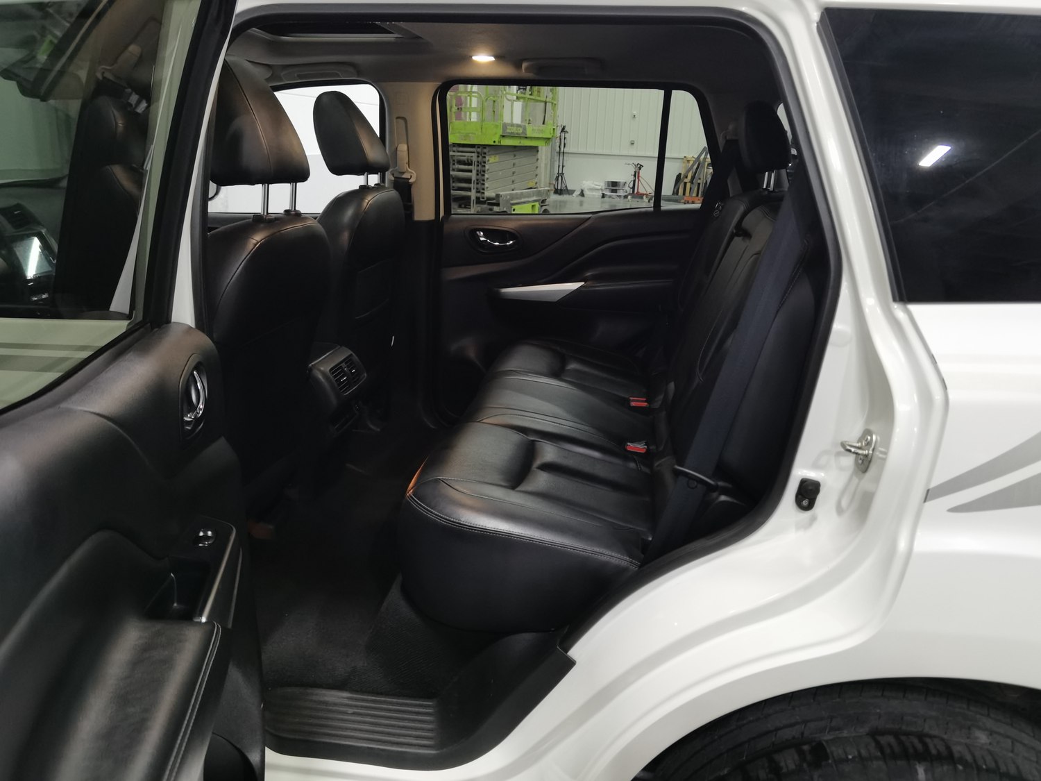 Used Nissan Terra 2020 2.5 AT