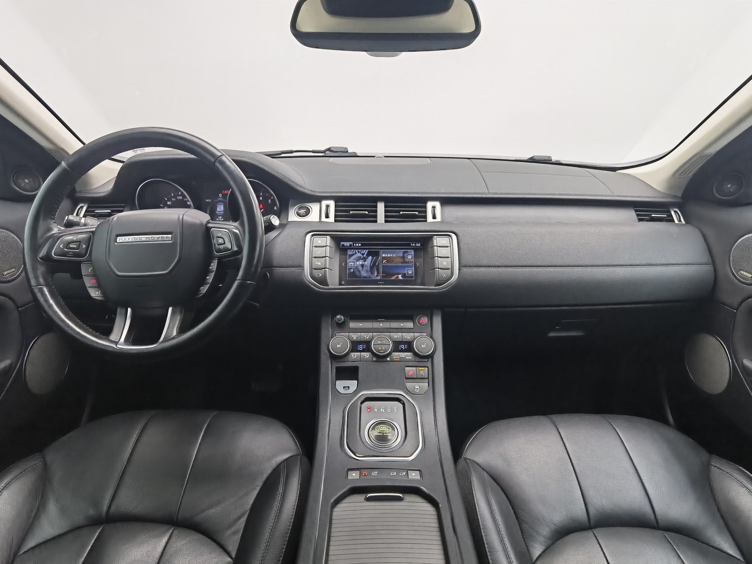 Used Land Rover Range Rover Evoque 2016 2.0 AT