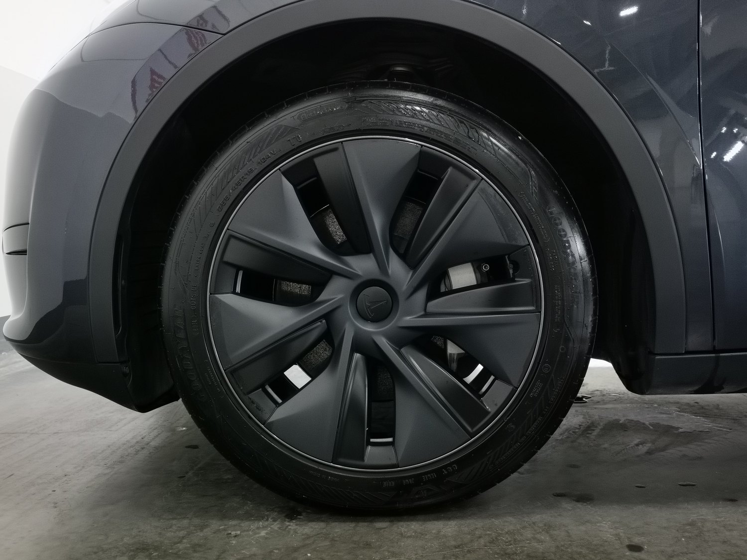 Used Tesla Model Y 2024