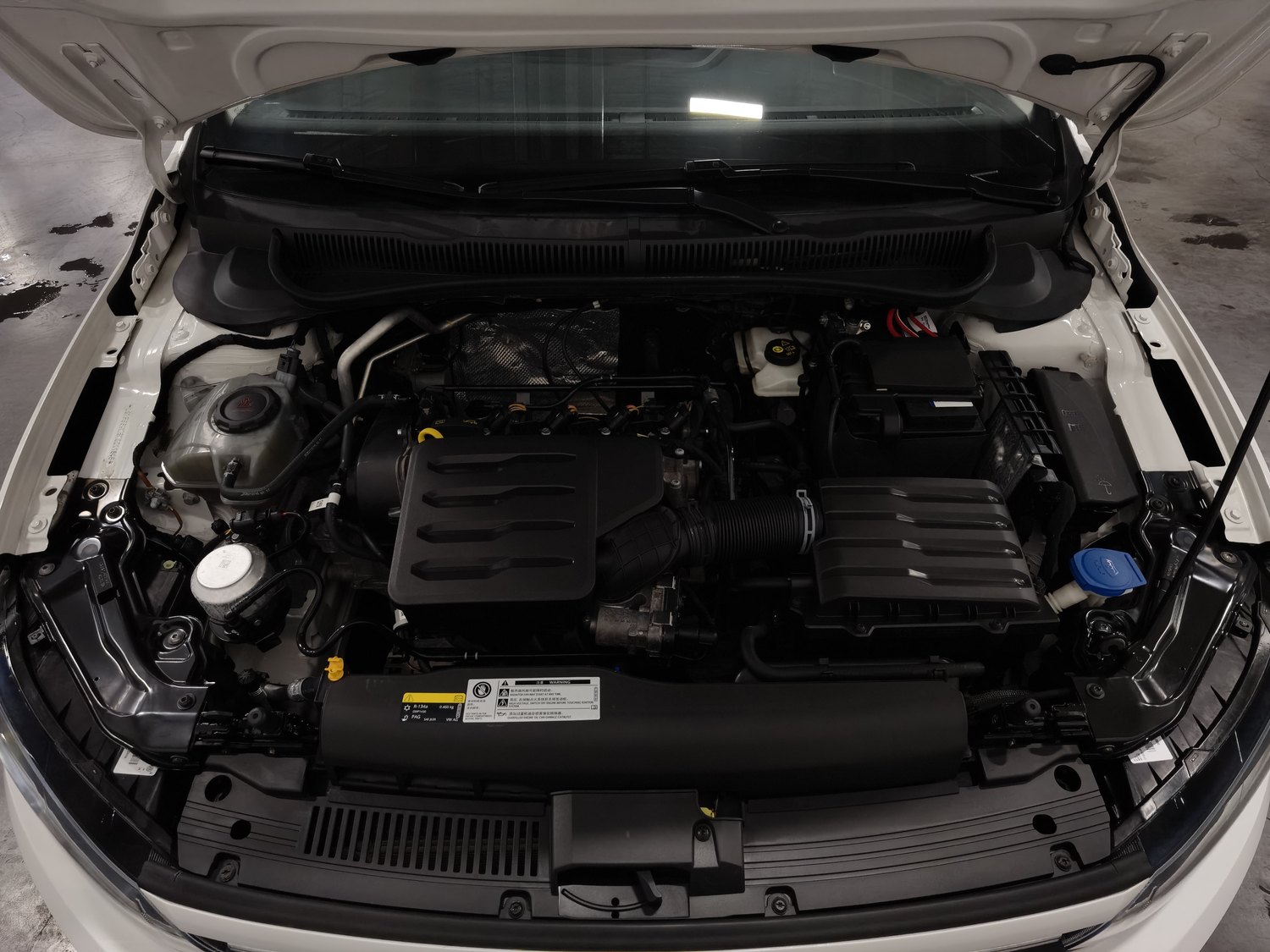Used Volkswagen Polo 2021 1.5 AT