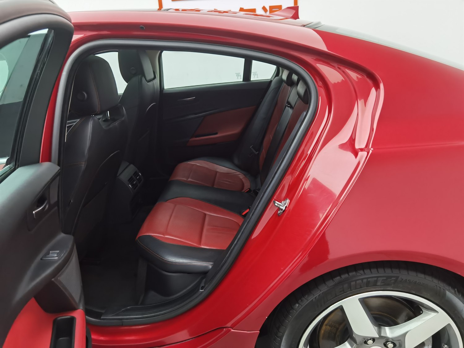 Used Jaguar XE 2015 2.0 AT