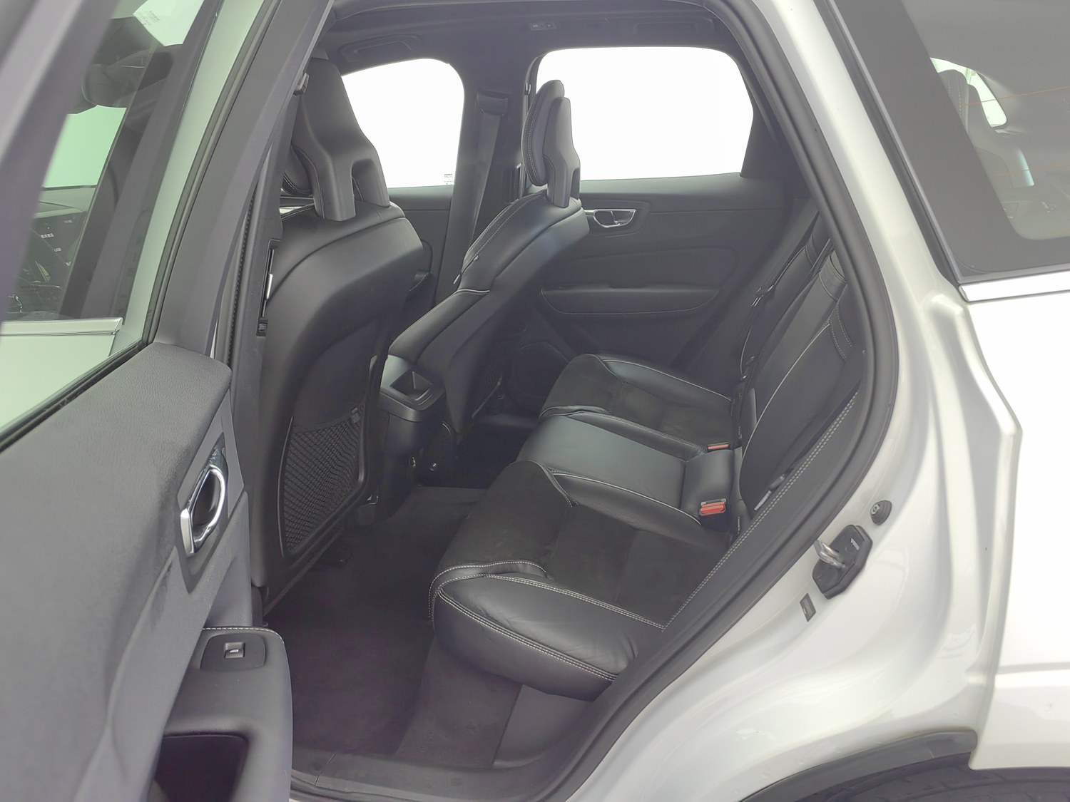 Used Volvo XC60 2019 2.0 AT