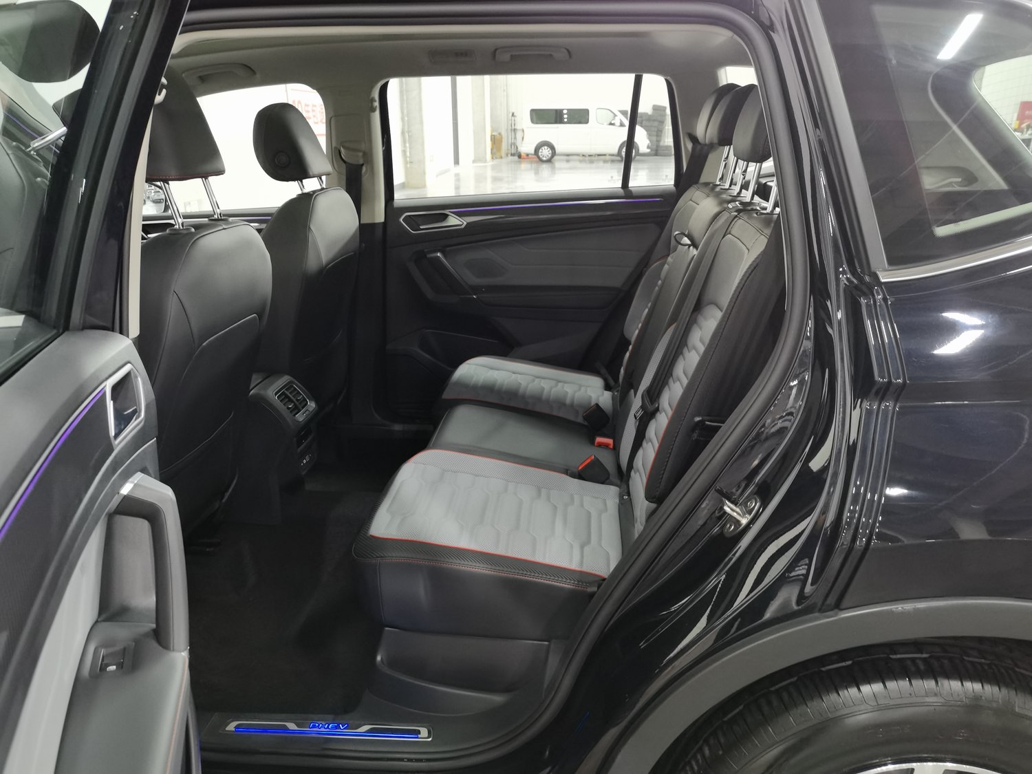 Used Volkswagen Tiguan L NEV 2023 1.4 AT