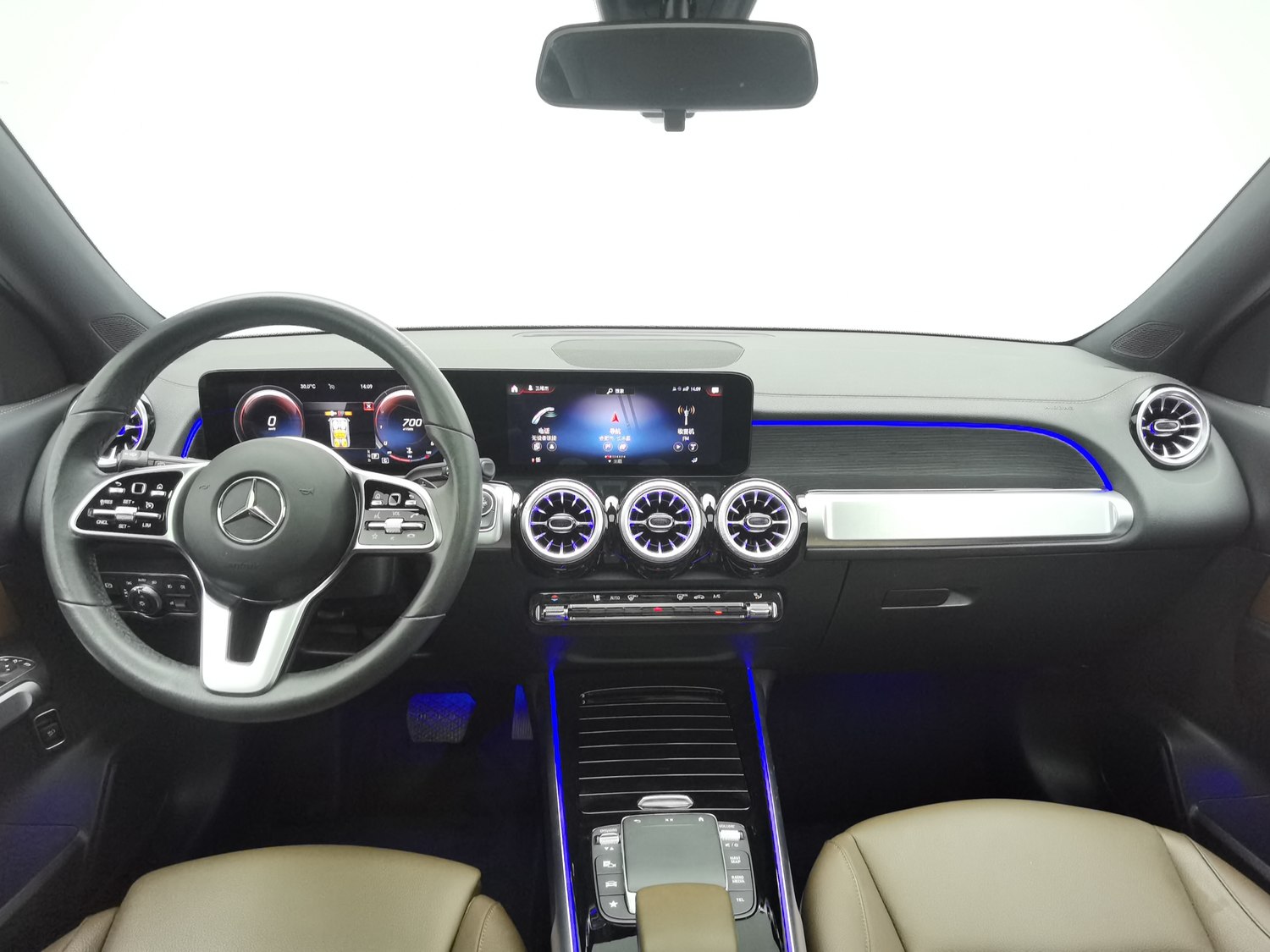 Used Mercedes-Benz GLB 2022 2.0 AT