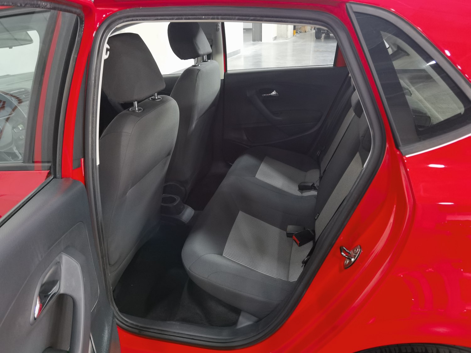 Used Volkswagen Polo 2016 1.4 MT