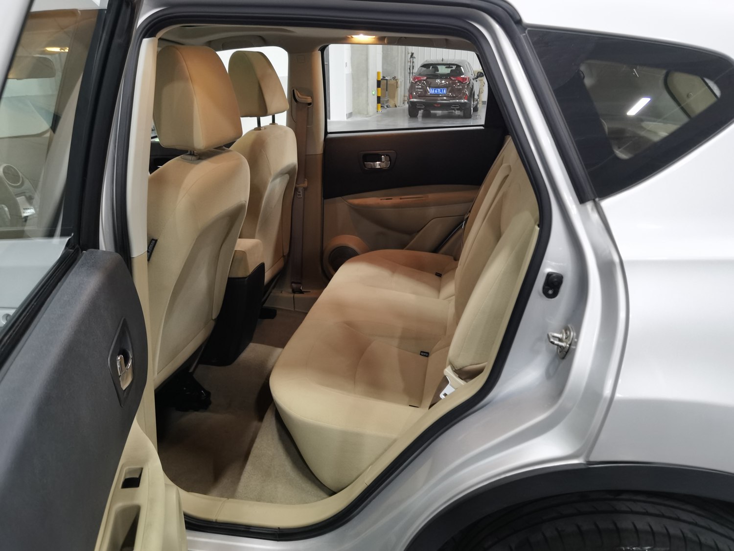 Used Nissan Qashqai 2015 2.0 AT