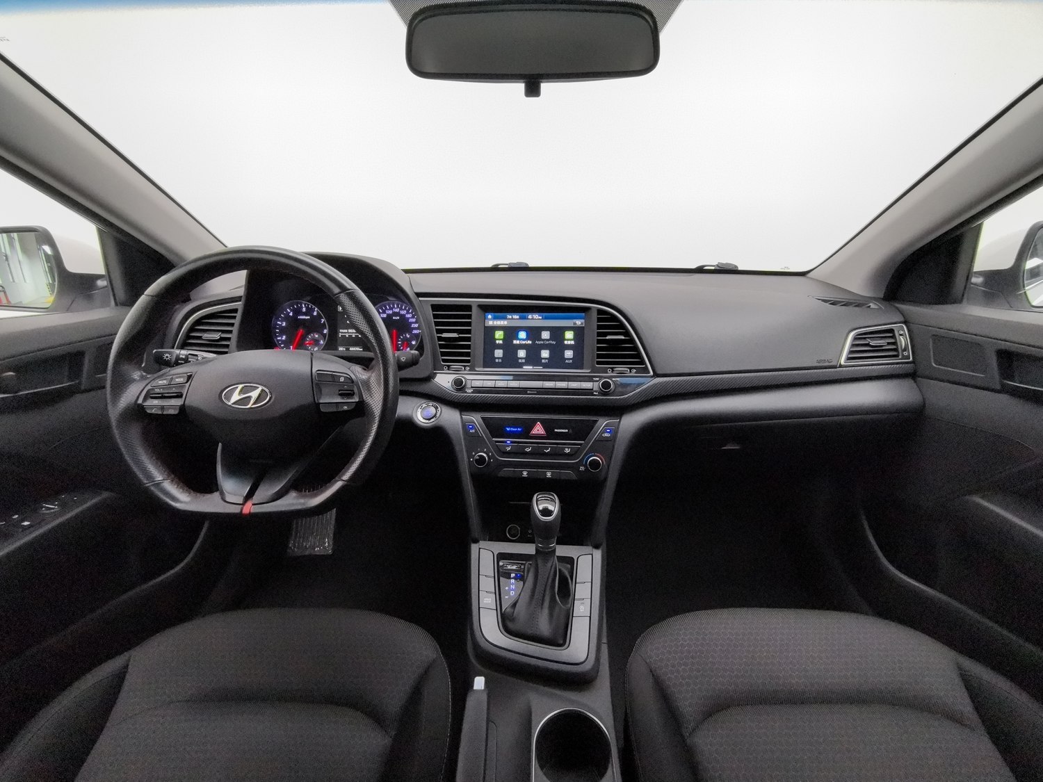 Used Hyundai Elantra 2018 1.4 AT