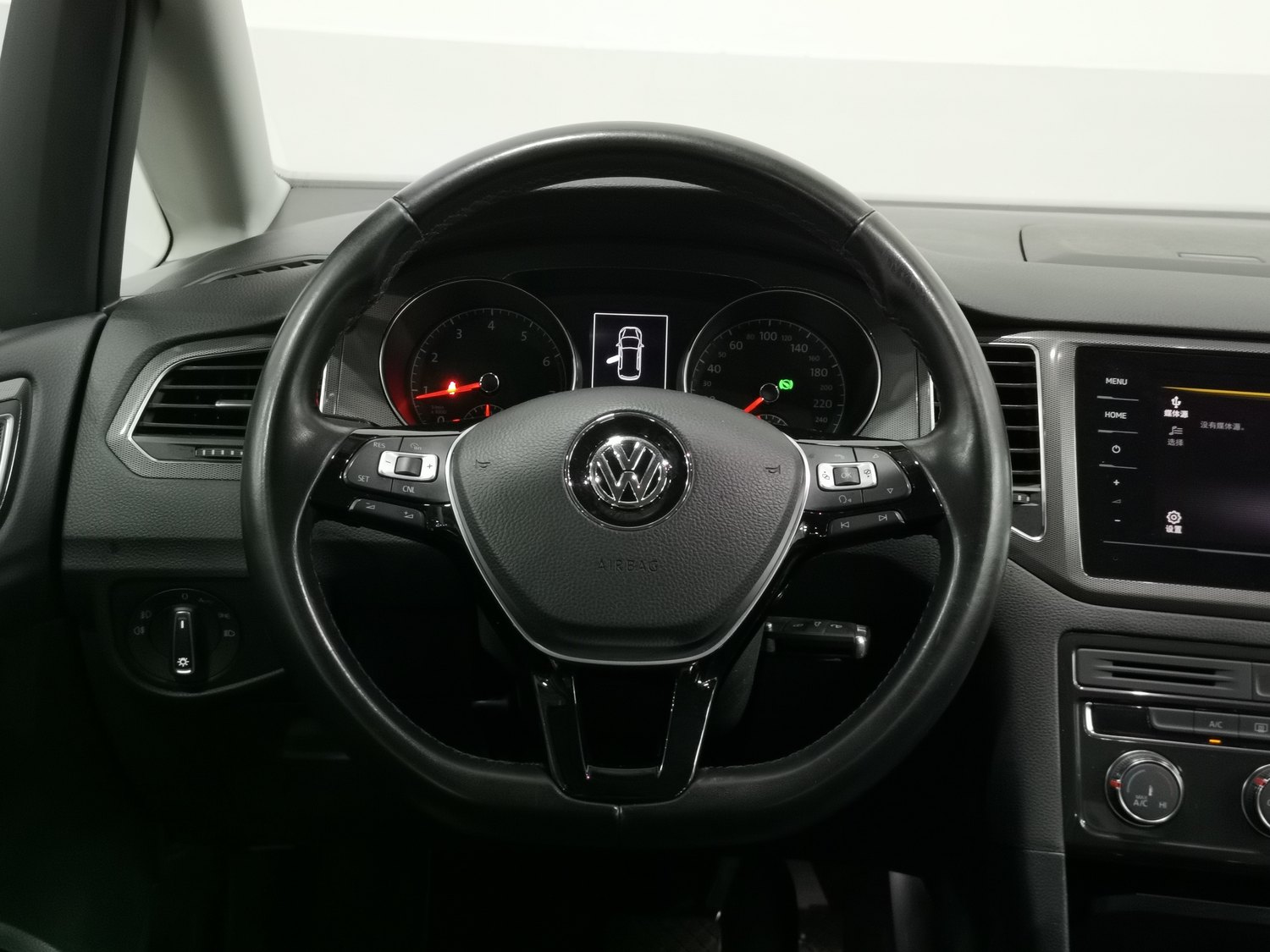Used Volkswagen Golf Sportsvan 2018 1.4 AT