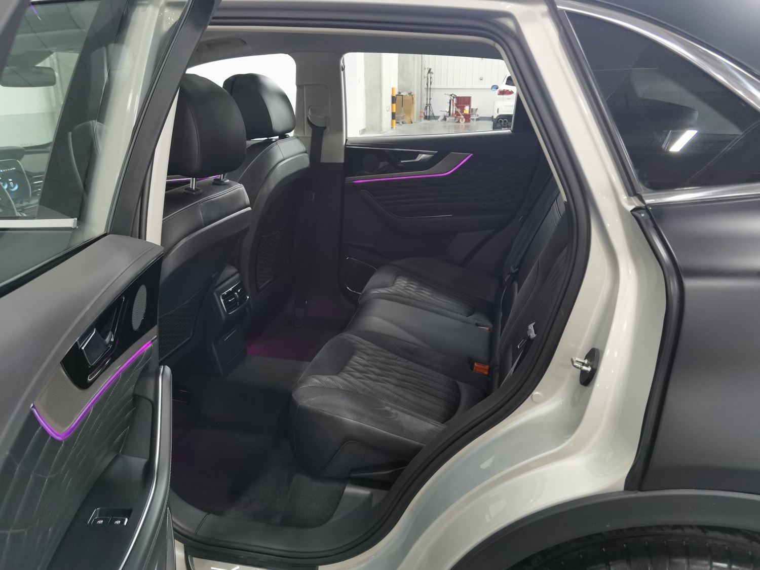 Used Hongqi HS5 2022 2.0 AT