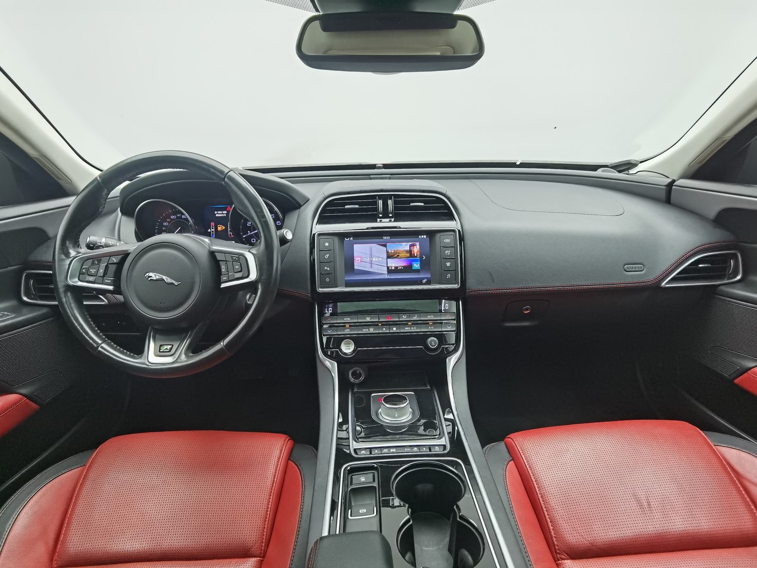 Used Jaguar XE 2015 2.0 AT