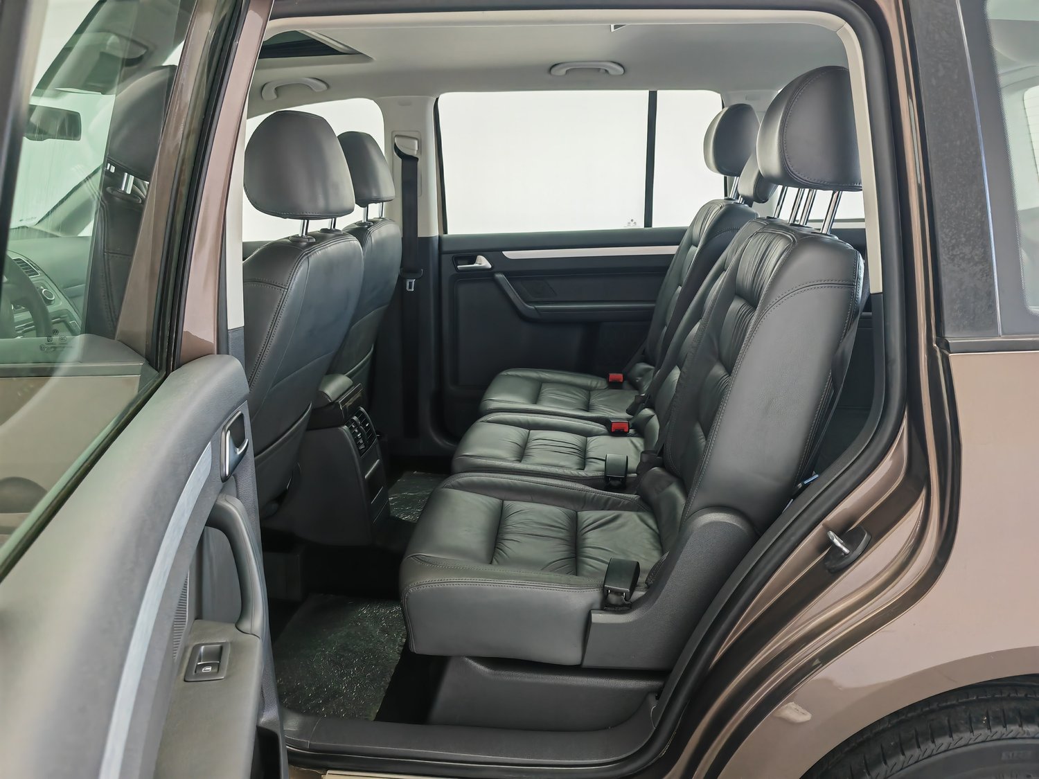 Used Volkswagen Touran 2013 1.4 MT