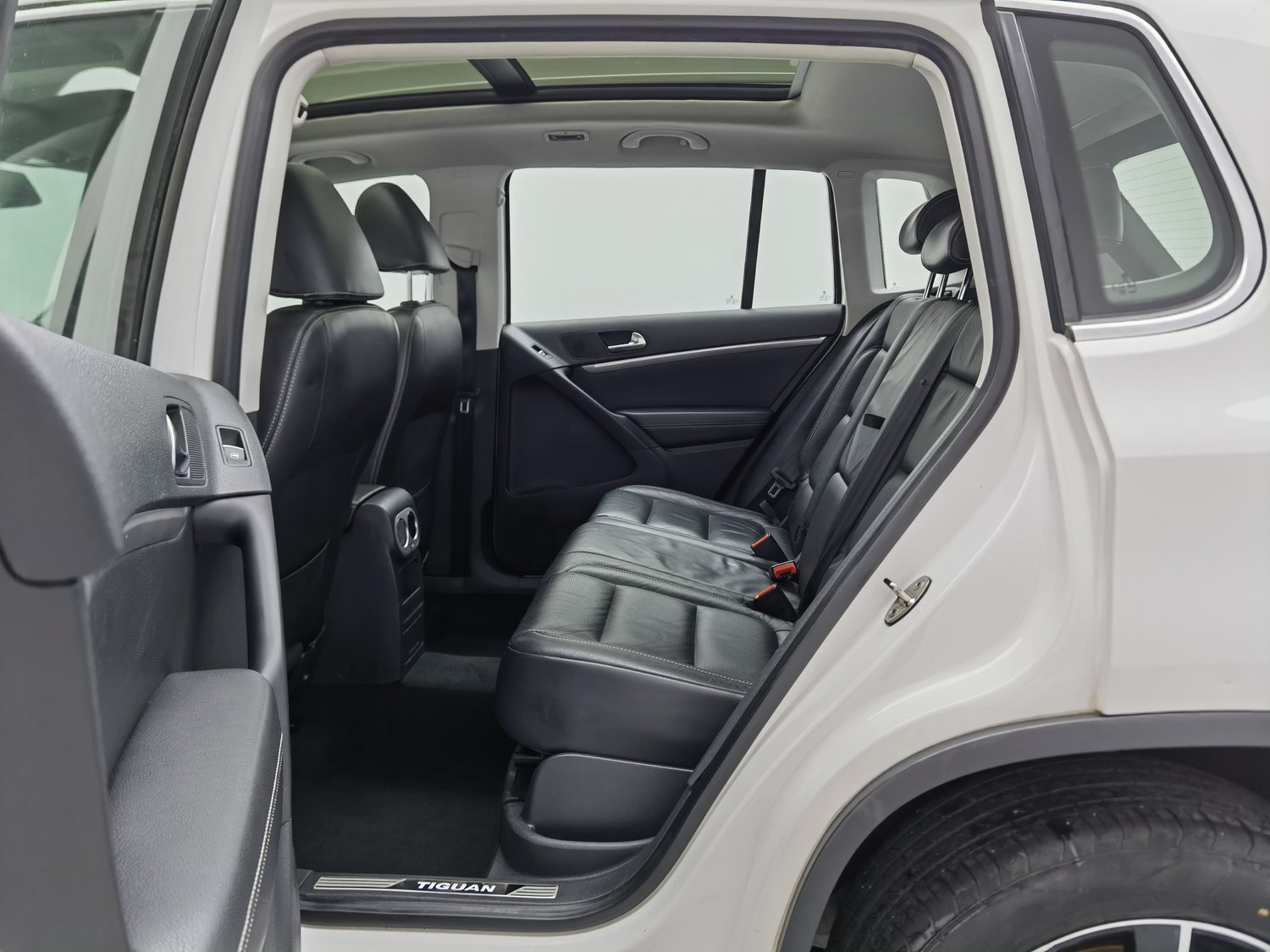 Used Volkswagen Tiguan 2016 1.8 AT