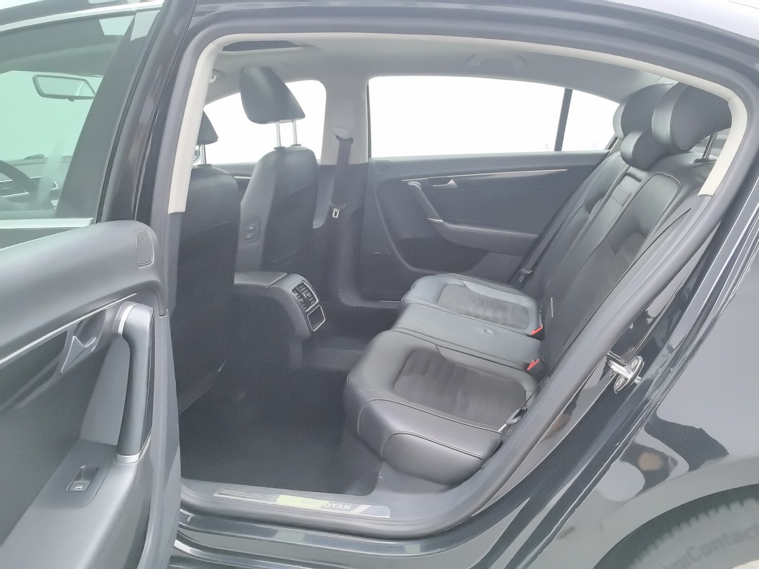 Used Volkswagen Magotan 2015 1.8 AT