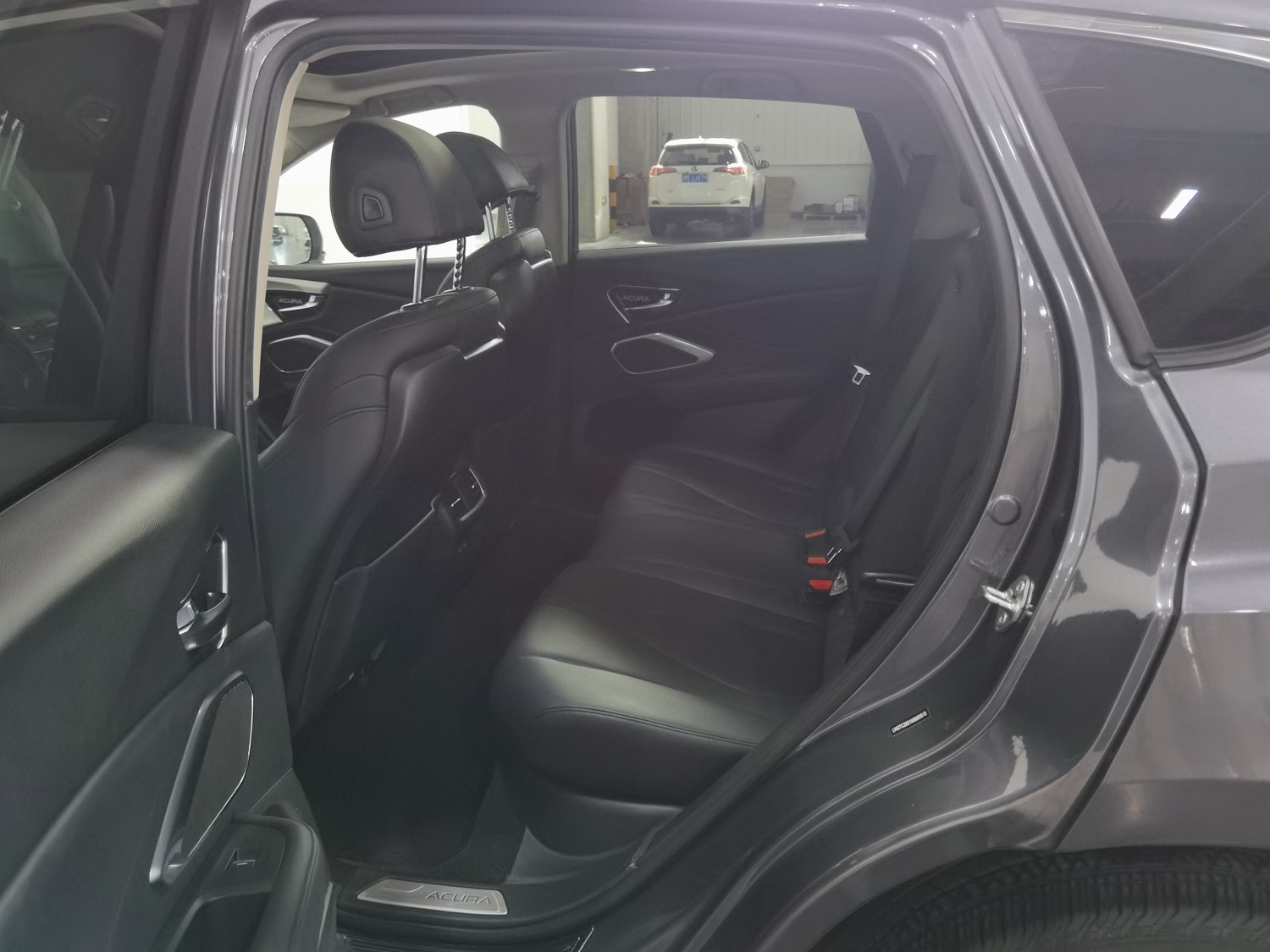 Used Acura RDX 2019 2.0 AT