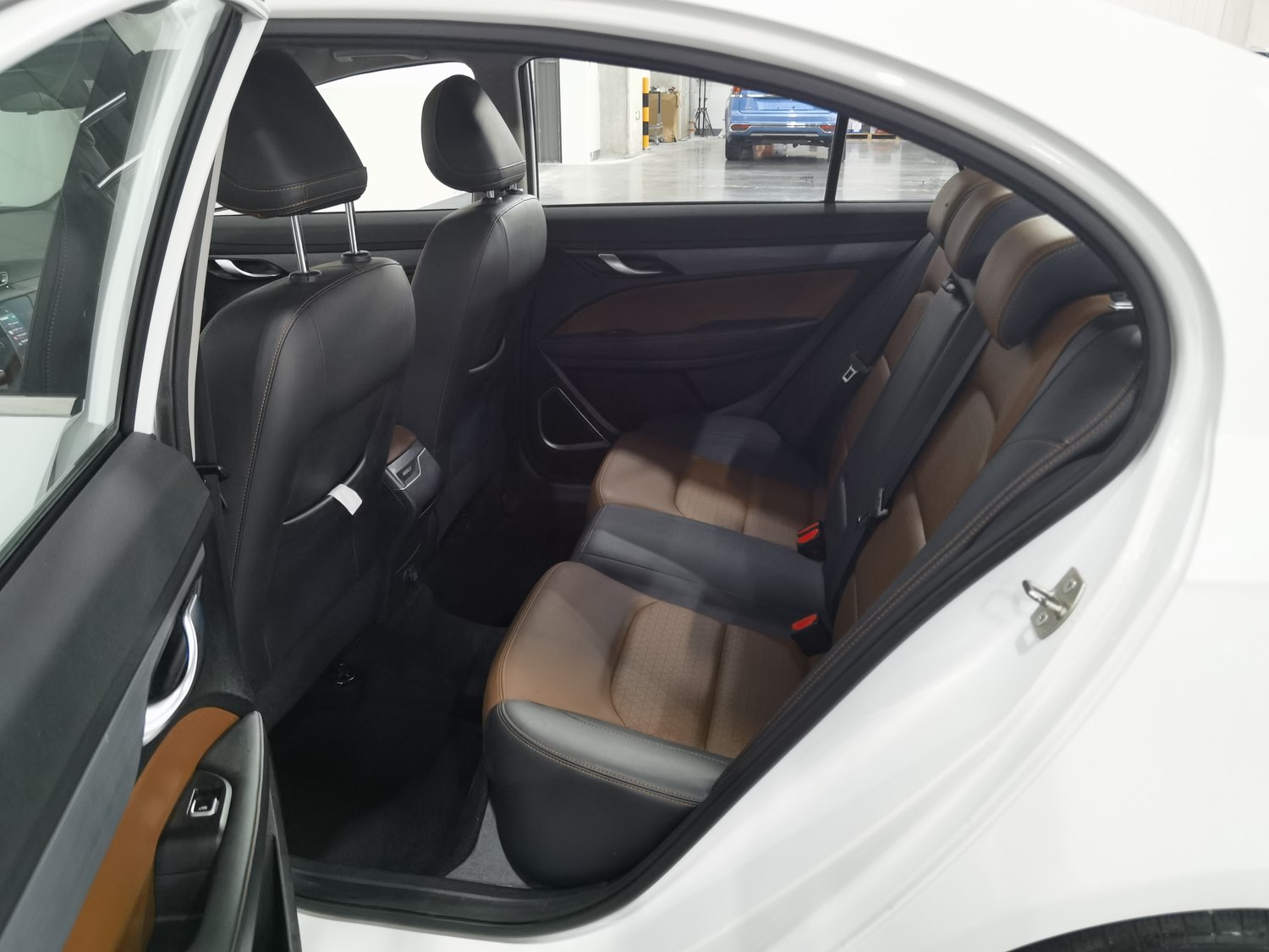 Used Geely Emgrand 2021 1.5 AT