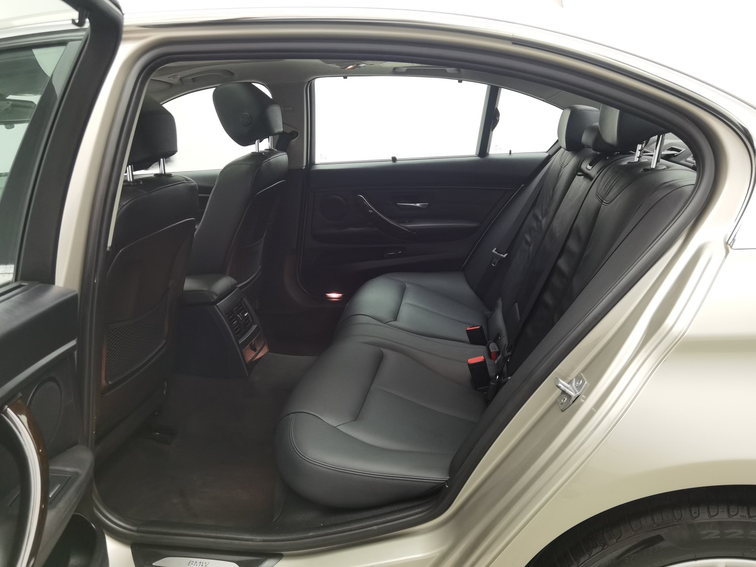 Used BMW THE3 2014 2.0 AT