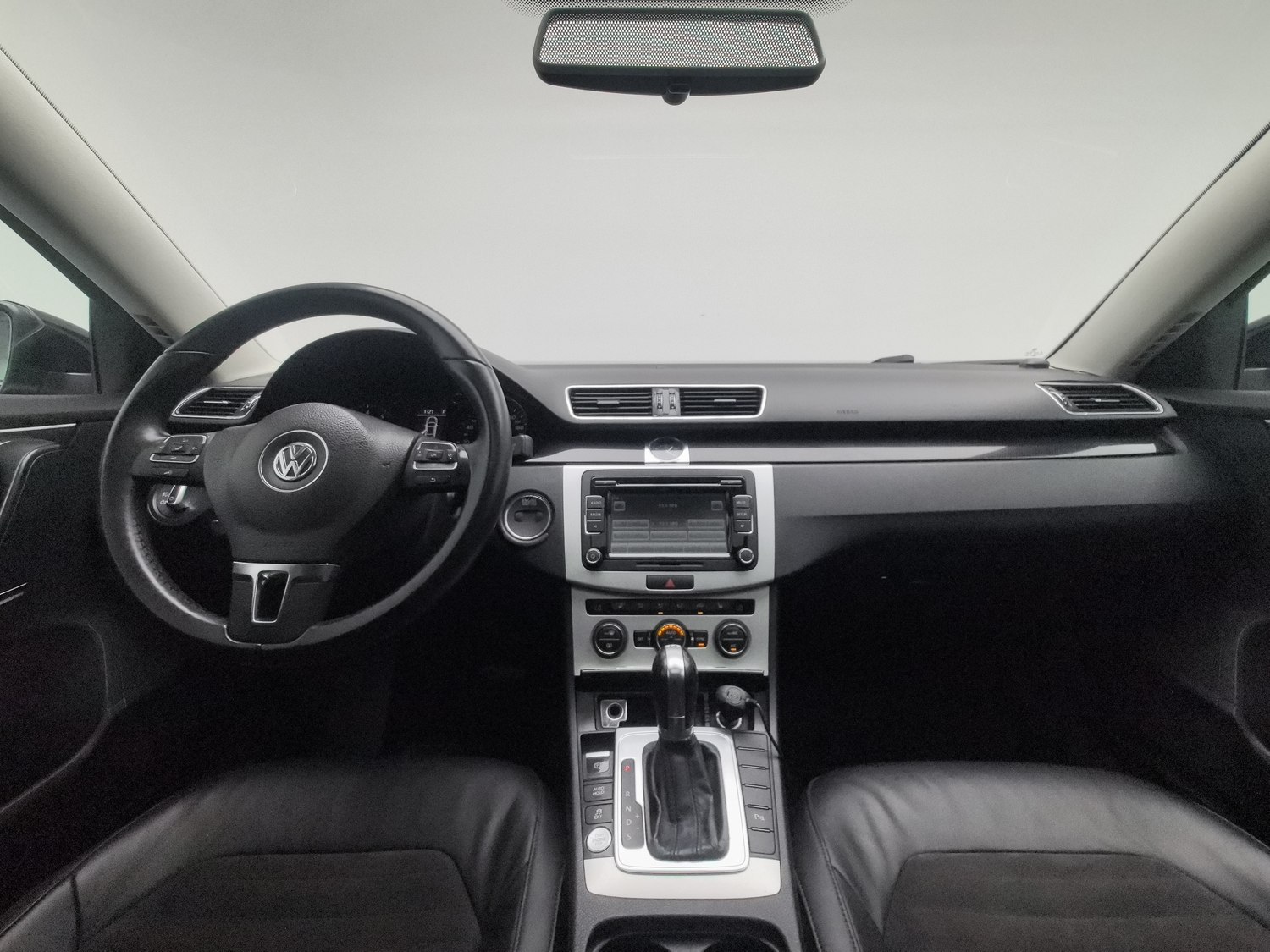 Used Volkswagen Magotan 2015 1.8 AT
