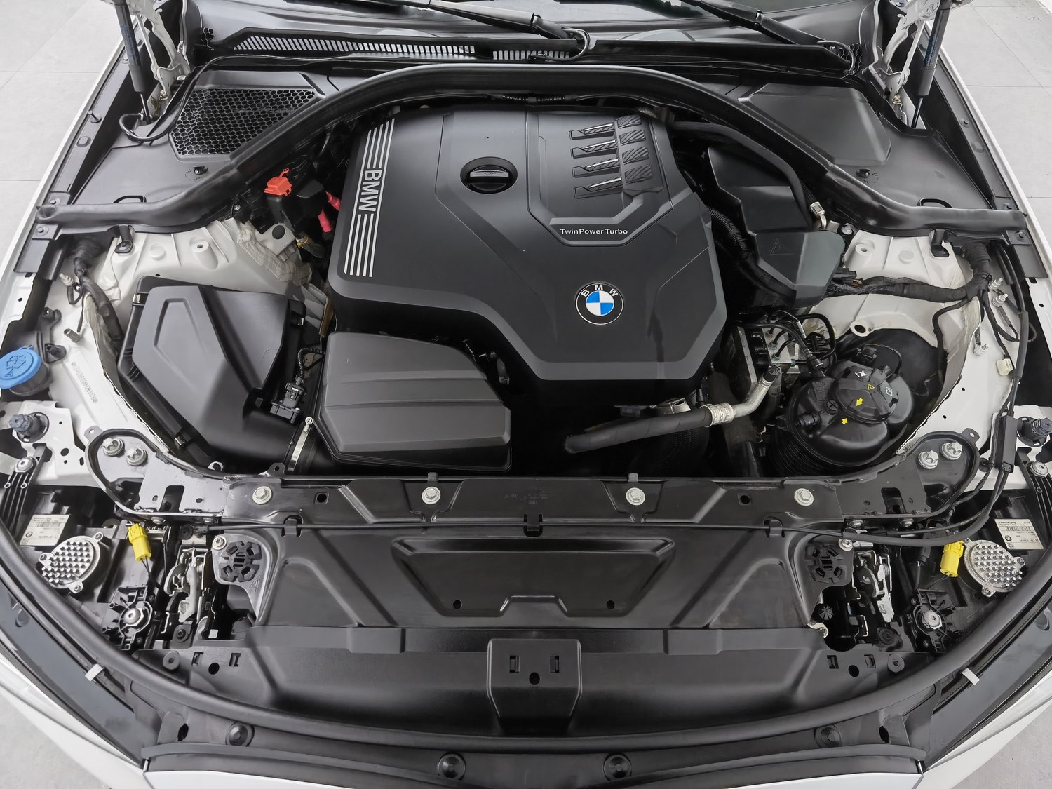 Used BMW THE3 2022 2.0 AT