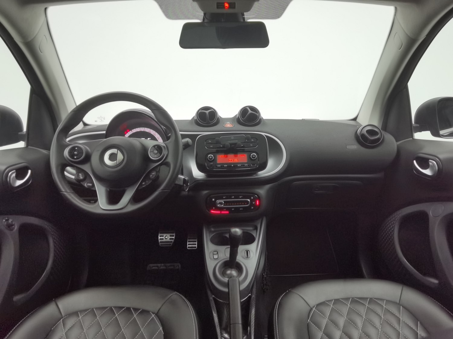 Used smart fortwo 2019 0.9 AT