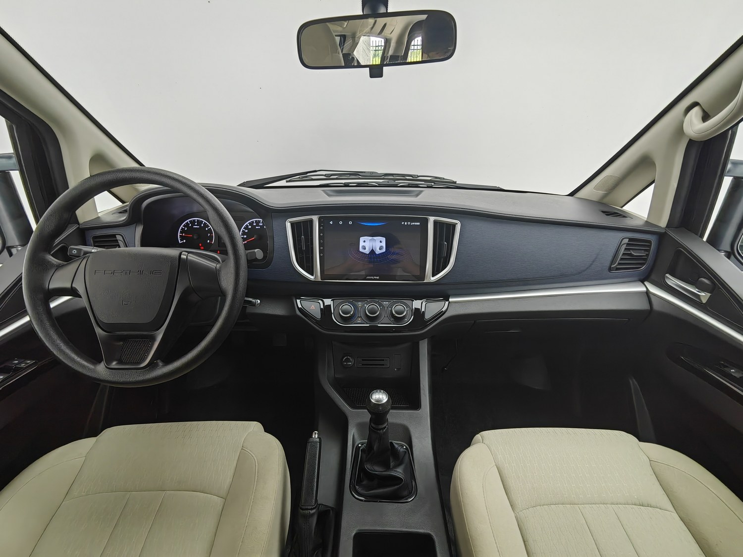 Used Dongfeng Forthing Lingzhi 2025 1.6 MT