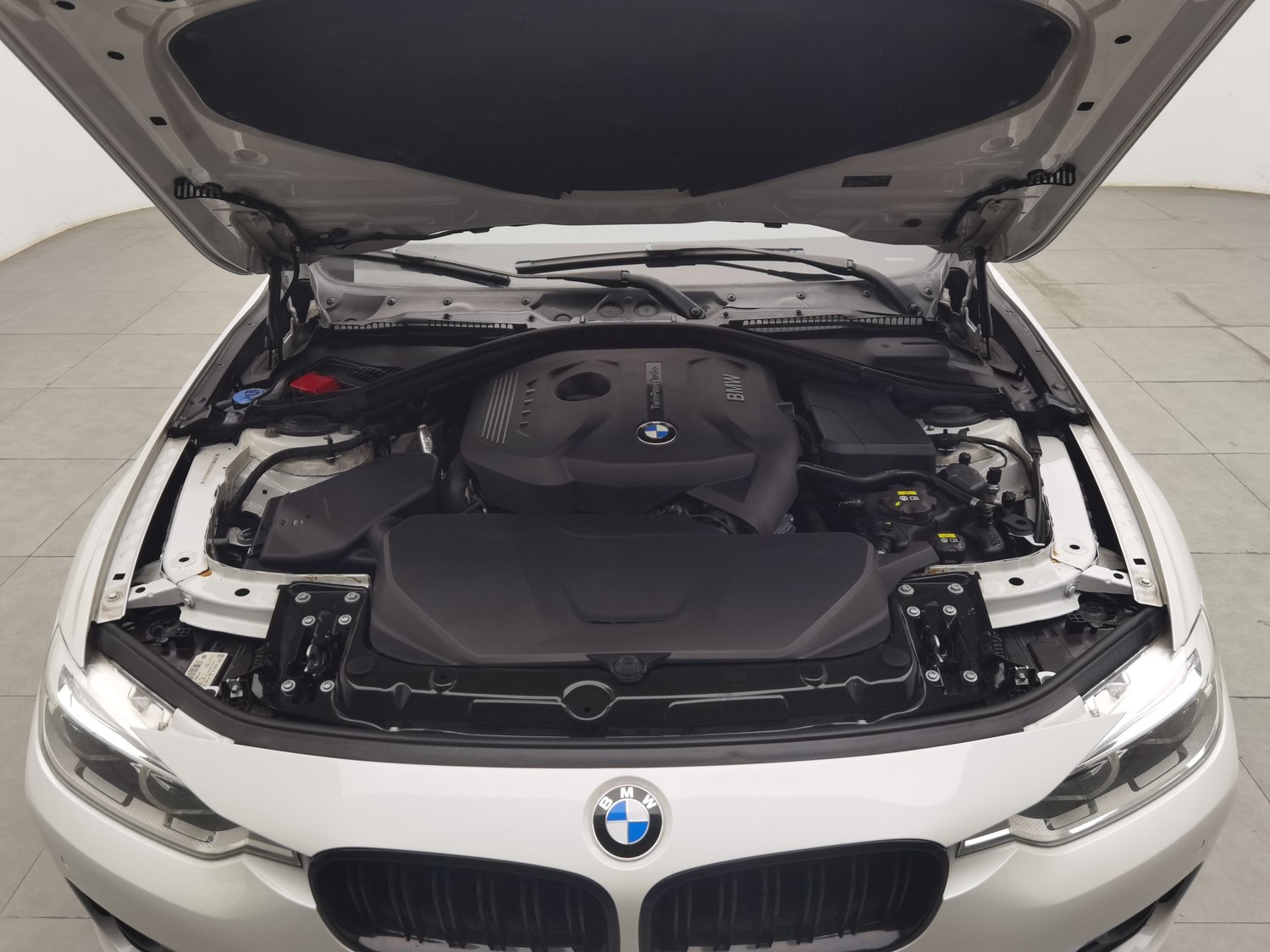 Used BMW THE3 2017 2.0 AT