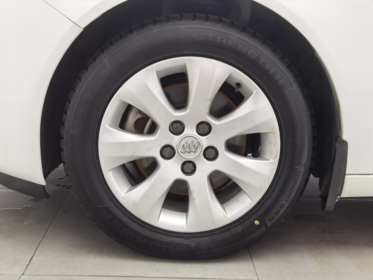 Used Buick Regal 2015 1.6 AT
